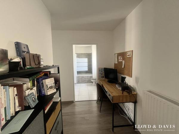 Mérignac Eyquem Maison individuelle avec terrasses et garage