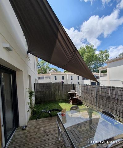 Mérignac Eyquem Maison individuelle avec terrasses et garage