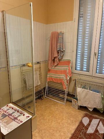 a vendre à troyes maison de 1930 à rénover. Maison de type 3 dans quartier résidentielle très c...