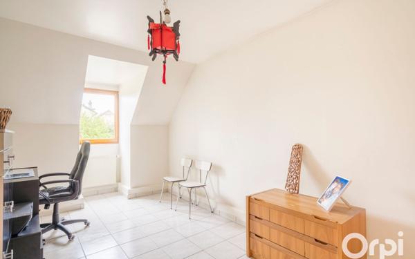 Maison à vendre    5 pièces • 108,24 m2 Gagny