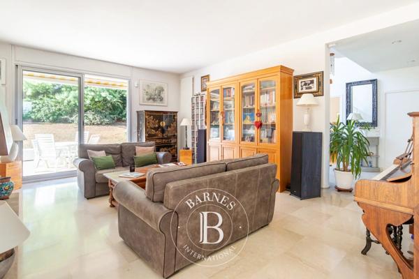 Saint-Germain-en-Laye, Maison 5 Chambres -  213 m² à vendre