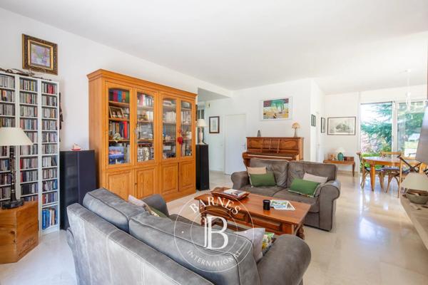 Saint-Germain-en-Laye, Maison 5 Chambres -  213 m² à vendre