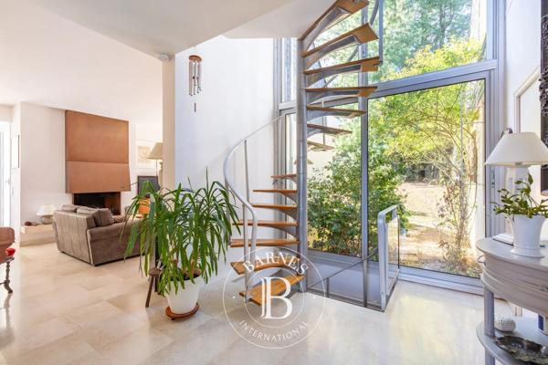 Saint-Germain-en-Laye, Maison 5 Chambres -  213 m² à vendre