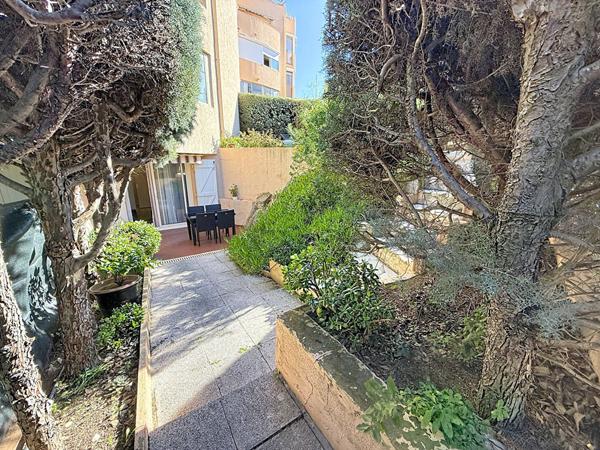 Bandol - La Peyrière - Grand appartement T1 - Terrasse & Solarium