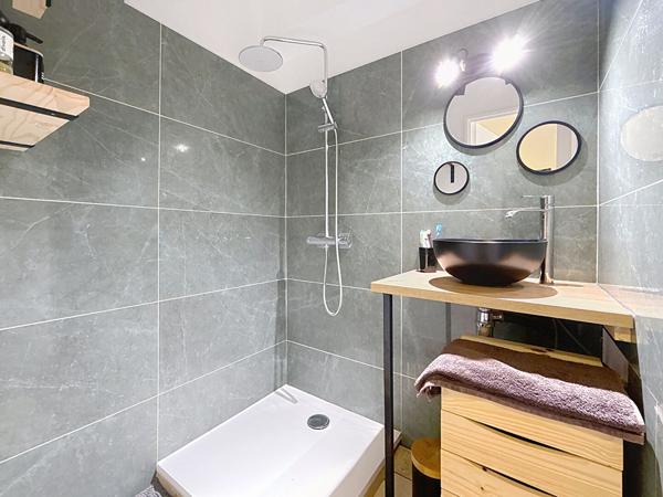 Bandol - La Peyrière - Grand appartement T1 - Terrasse & Solarium