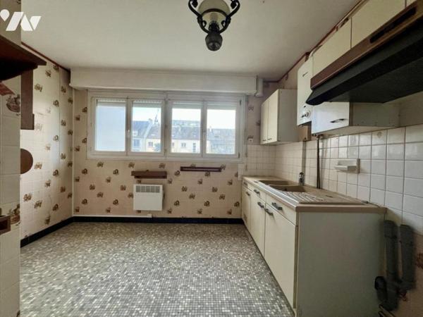 QUARTIER CHAIGNEAU - APPARTEMENT T4 AVEC GARAGE A RENOVER