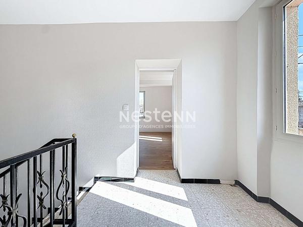 A VENDRE - Lherm - Maison de ville rénovée T4 d'environ 122.9m² avec dépendance