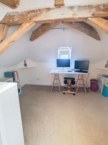 Maison à vendre à Vernantes 8 pièces 151 m²