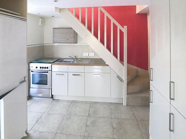 Maison à vendre à Vernantes 8 pièces 151 m²