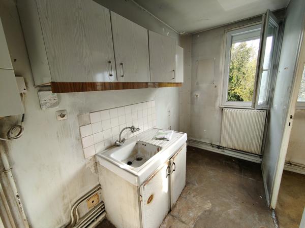 Studio de 29m² environ à rénover