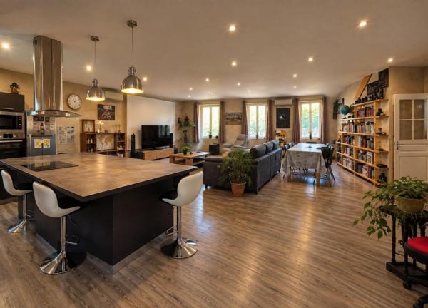 Maison à ARGELIERS, 11120 - 4 pièces 152m²
