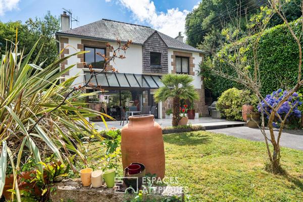 Maison familiale lumineuse revisitée par architecte
