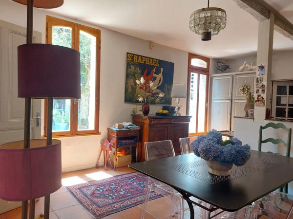 QUARTIER BEAUSOLEIL Maison à vendre 5 pièces MONTAUBAN (82), d'environ 200m² habitable, jardin, dépendance, et carport.