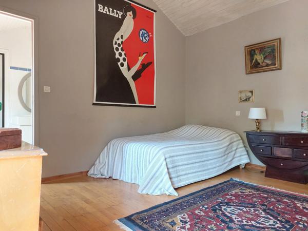 QUARTIER BEAUSOLEIL Maison à vendre 5 pièces MONTAUBAN (82), d'environ 200m² habitable, jardin, dépendance, et carport.