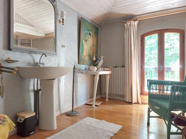 QUARTIER BEAUSOLEIL Maison à vendre 5 pièces MONTAUBAN (82), d'environ 200m² habitable, jardin, dépendance, et carport.