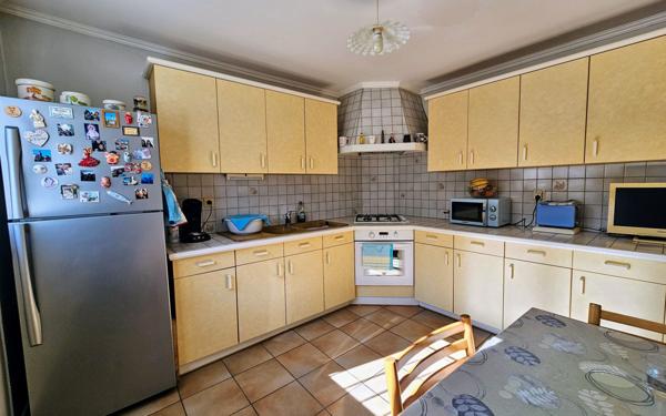 Maison à vendre    8 pièces • 181,12 m2 Savasse