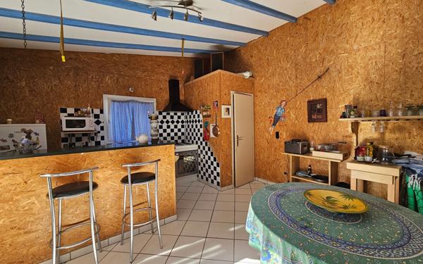 Maison à vendre    8 pièces • 181,12 m2 Savasse