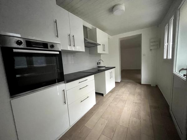 Investissez sans attendre : immeuble déjà loué offrant un rendement immédiat et une gestion simplifiée.