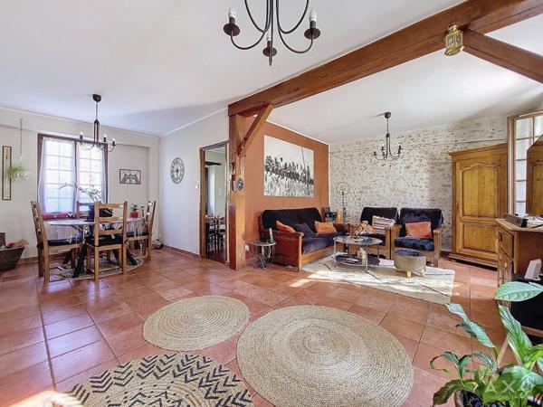 Maison de ville 3 chambres CEPOY BOURG