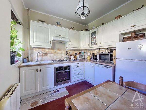 Maison de ville 3 chambres CEPOY BOURG