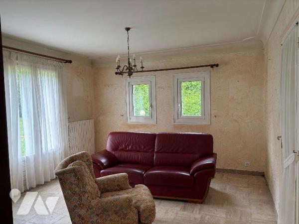 Maison a Vendre à BRIEC, en Finistère Sud (29), en Campagne, Maison Traditionnelle comprenant e...