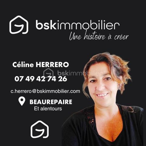 Céline HERRERO Immobilier présente sur Beaurepaire en hyper centre, une maison de village sur 3 niveaux hors copropriété
Le terrain se situe au dernier niveau avec une magnifique vue
Travaux de rénovation à effectuer 
Idéal investissement locatif
Proche écoles, commerces
Programmer une visite dès à présent !!!