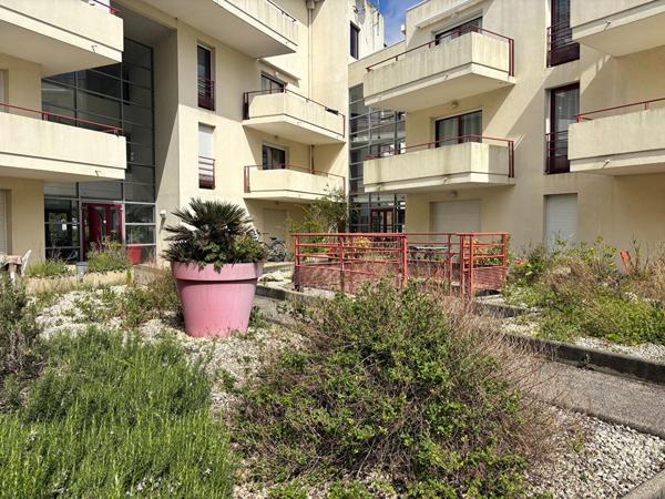 Appartement 1 pièce à louer La Rochelle - 17000 / Réf: 2565