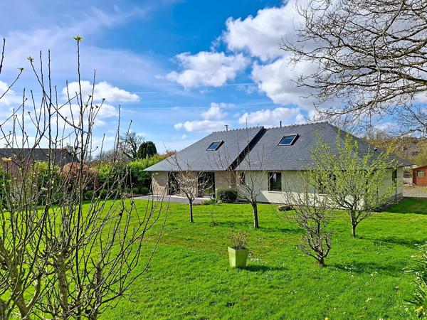 Maison sur les hauteurs de la rivière du Léguer à proximité de Lannion