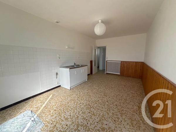 Maison à vendre  3 pièces - 75 m 2   LE FENOUILLER  - 85
