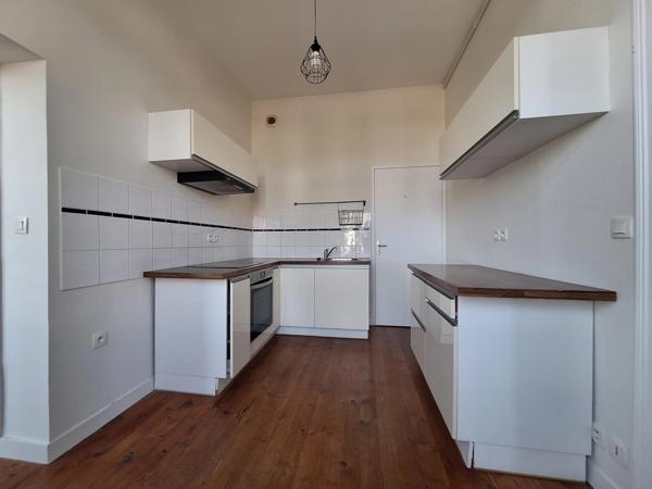 Appartement à vendre 5 pièces LAVAL CENTRE (53)