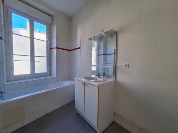 Appartement à vendre 5 pièces LAVAL CENTRE (53)
