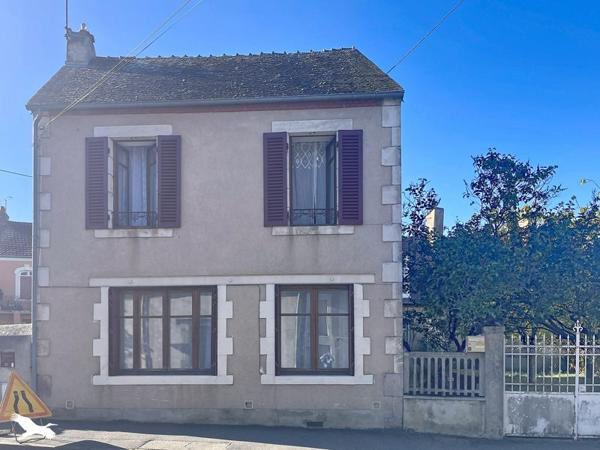 Maison à vendre 84 609 € Huriel 5 p 111 m² DPE F