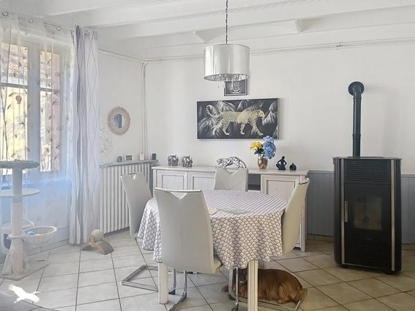 Maison à vendre 84 609 € Huriel 5 p 111 m² DPE F