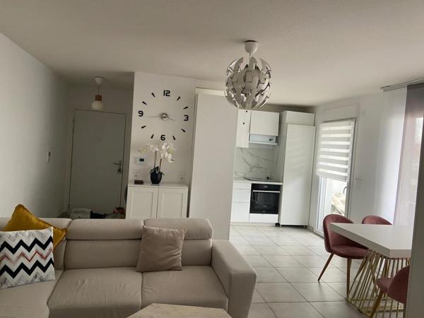 Appartement à louer 3 pièces meublé ANNEMASSE (74)