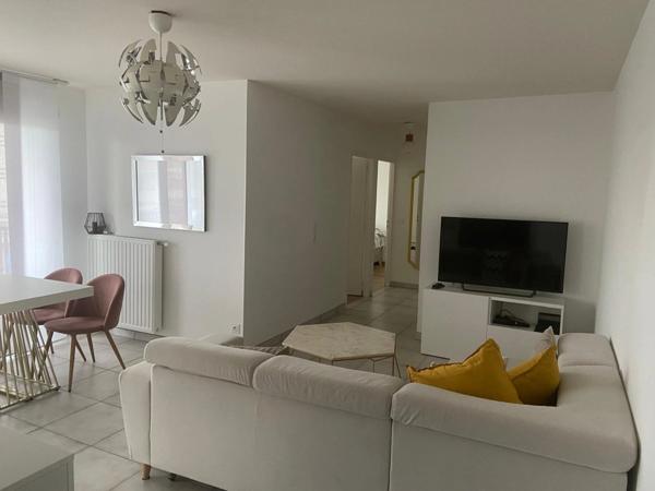 Appartement à louer 3 pièces meublé ANNEMASSE (74)