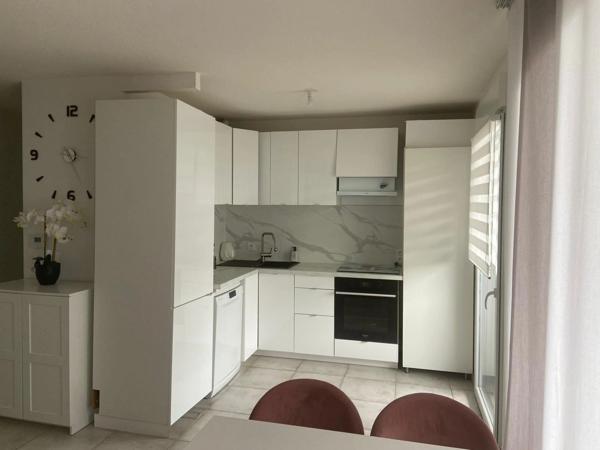 Appartement à louer 3 pièces meublé ANNEMASSE (74)