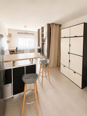 Appartement 2 pièce(s) meublé - Carrières sous Poissy Loyer 900 €/mois charges comprises **  - Référence  106598
