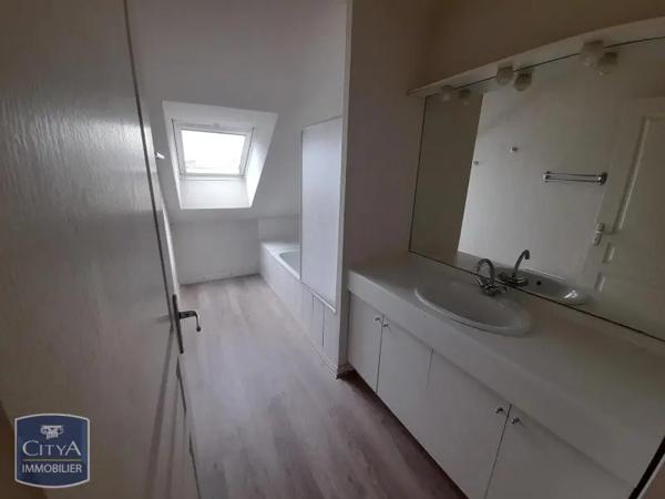 Appartement à louer 3 pièces 57.91m² Pau (64000)