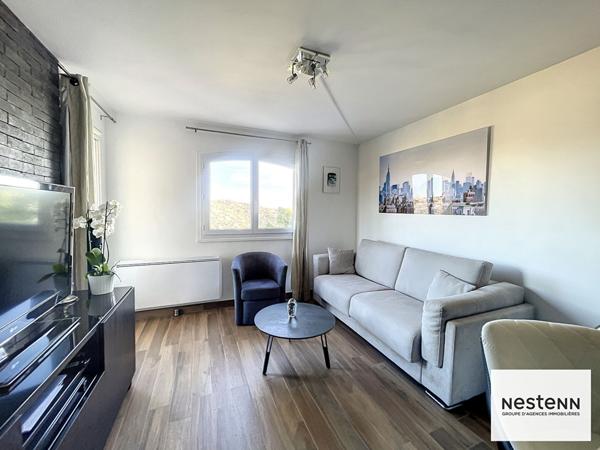 LES ISSAMBRES T2 DERNIER ETAGE VUE MER ET MONTAGNE PISCINE TENNIS