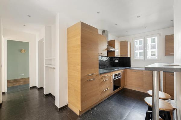 Appartement Paris 9 e - NOUVELLE ATHÈNES / RUE PAUL ESCUDIER