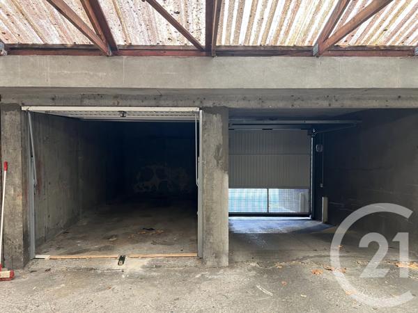 Parking à vendre  15 m 2   GRENOBLE  - 38