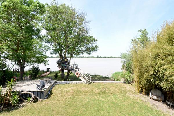 ARCHITECTURE INSOLITE - 1996 - Maison d'architecte avec vue sur la Garonne - Saint louis de montferrand