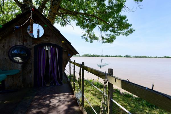 ARCHITECTURE INSOLITE - 1996 - Maison d'architecte avec vue sur la Garonne - Saint louis de montferrand