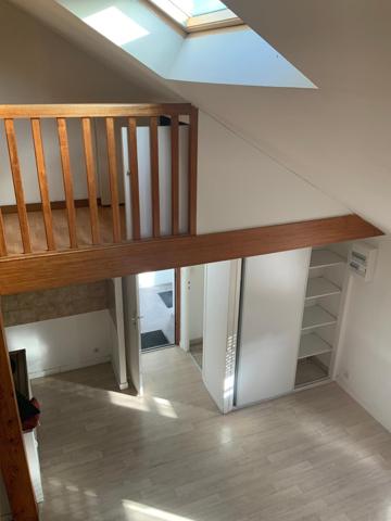 BEL APPARTEMENT SUR CAUDAN