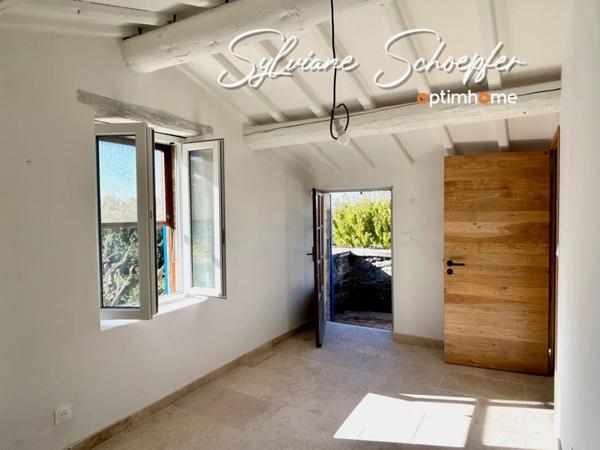 Mas rénové 4 chambres - Piscine dans une résidence sécurisée