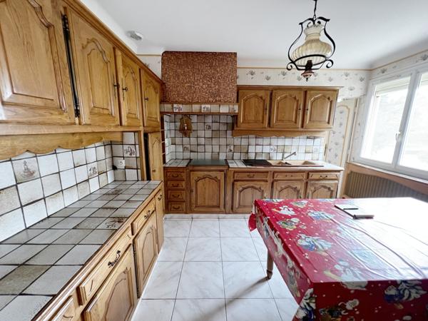 PAVILLON 3 CHAMBRES - GARAGE - TERRAIN