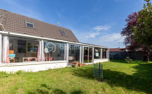Maison traditionnelle de 145,76 m²