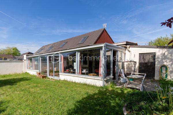 Maison traditionnelle de 145,76 m²