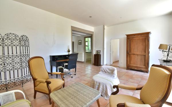 Maison à vendre    7 pièces • 196,08 m2 Miribel