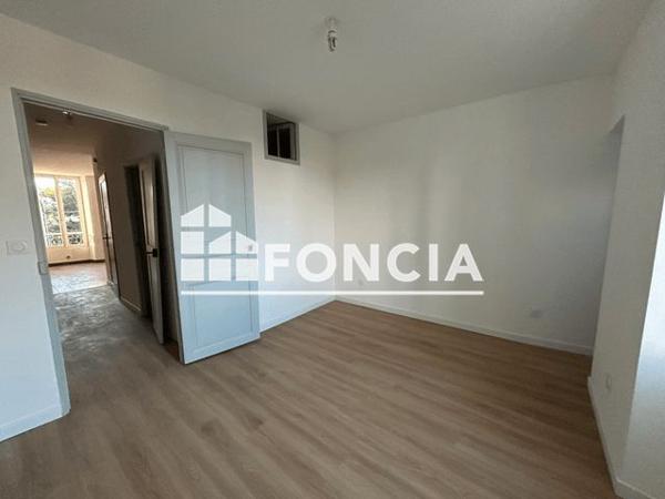 Location Appartement 2 pièces 36.1 m² - 8 RUE MIGNET Gardanne 13120